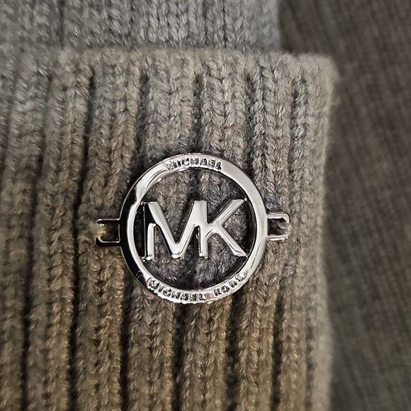 Michael Kors Cable Knit Fleece Lined Cuffed Pom Pom Winter Gray Beanie hat MK main image 10